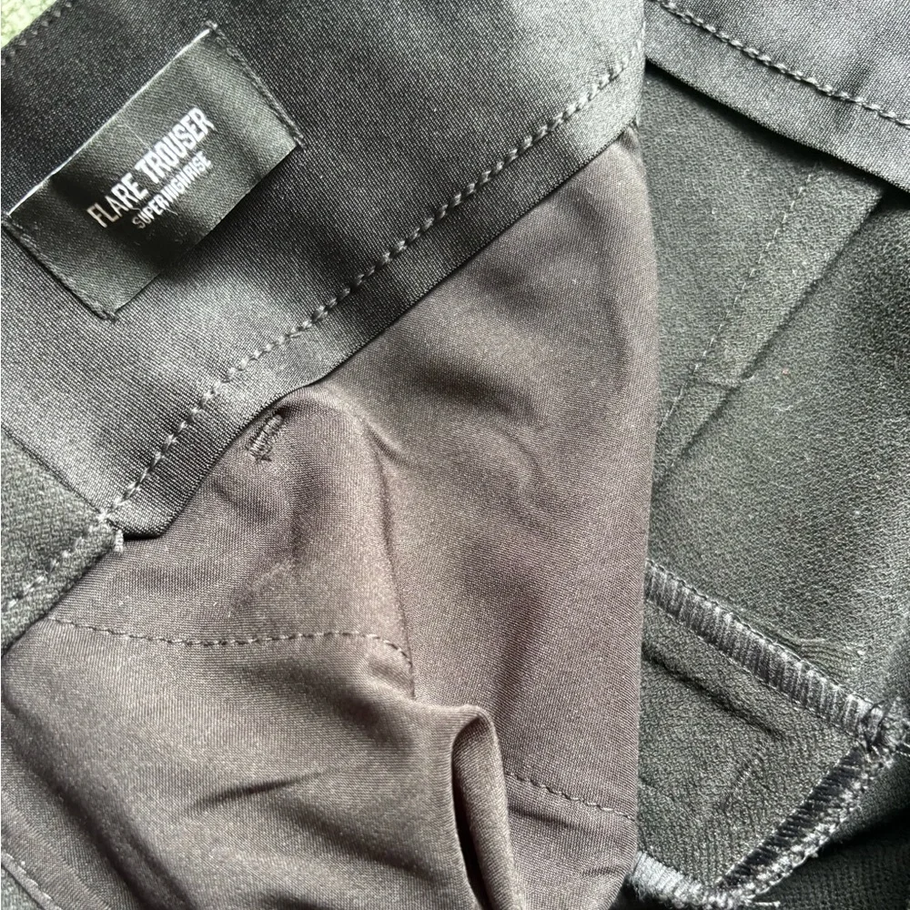 Express NWOT super high rise Flare Pants - Picture 8 of 8